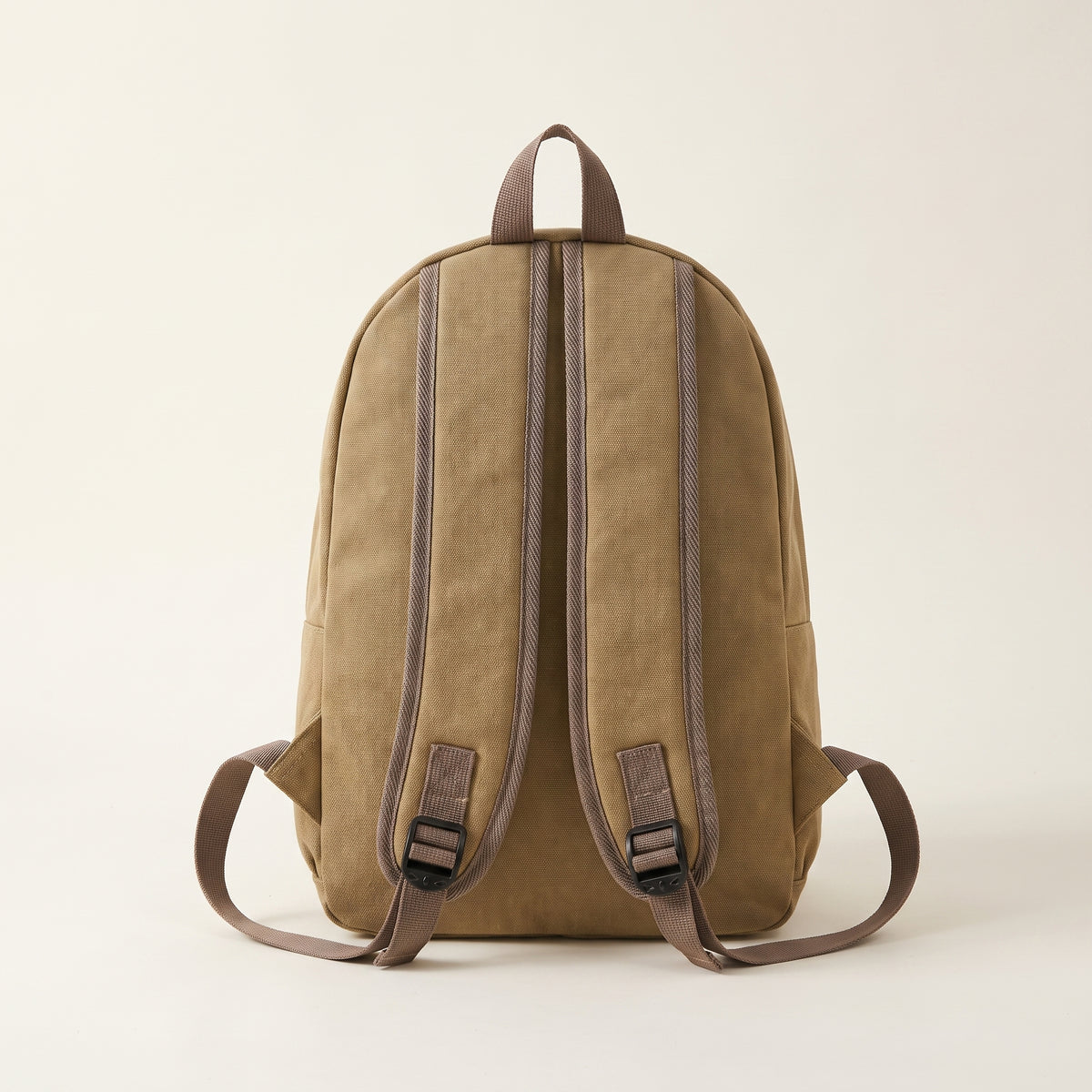Sac à dos toile canvas kaki vu de dos, bretelles réglables
